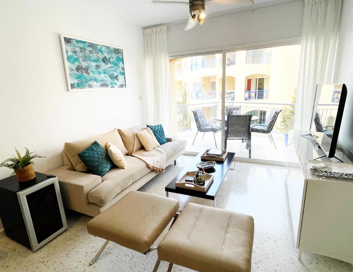 Direct Sea View & Quality Bed - Kings Palace 1 Bed Paphos Exteriör bild