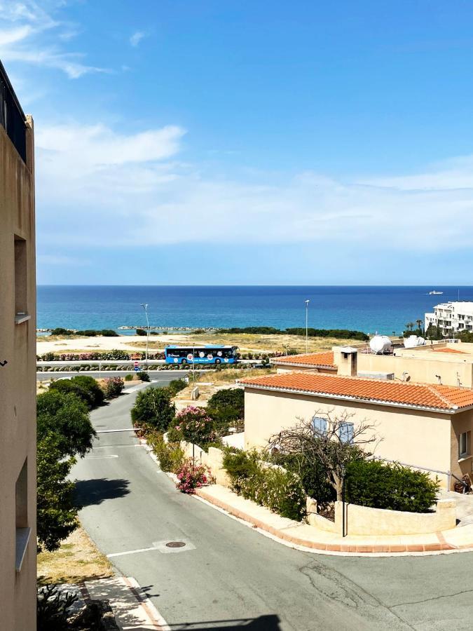 Direct Sea View & Quality Bed - Kings Palace 1 Bed Paphos Exteriör bild