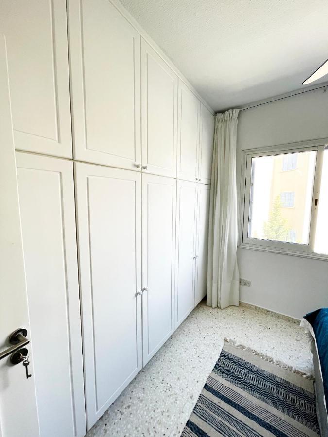Direct Sea View & Quality Bed - Kings Palace 1 Bed Paphos Exteriör bild