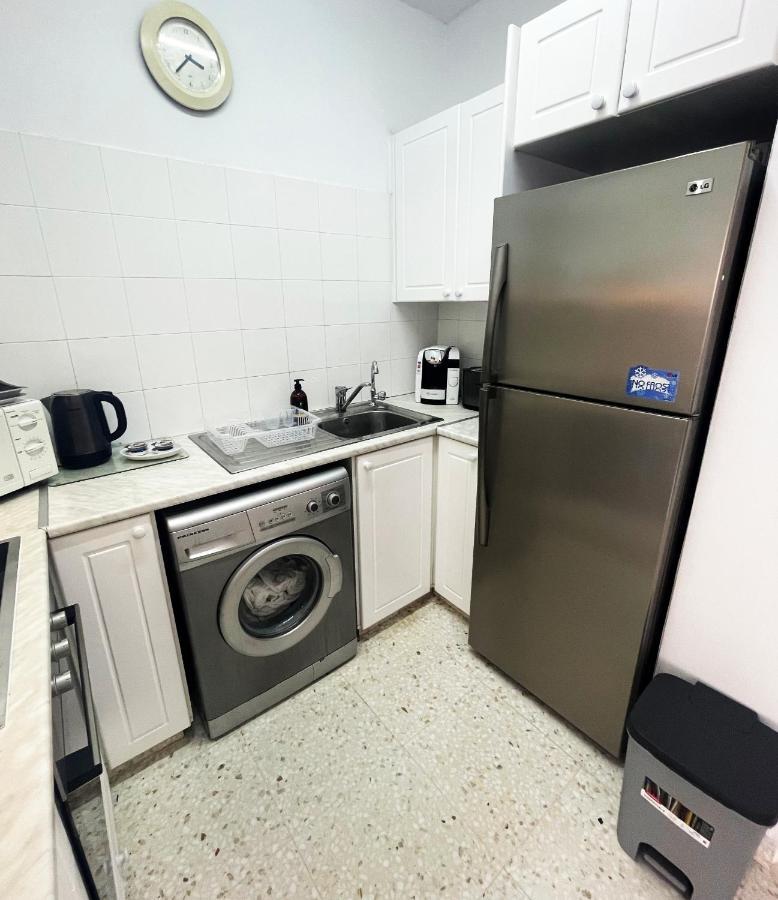 Direct Sea View & Quality Bed - Kings Palace 1 Bed Paphos Exteriör bild
