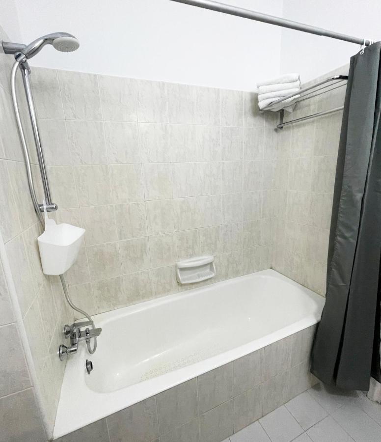 Direct Sea View & Quality Bed - Kings Palace 1 Bed Paphos Exteriör bild